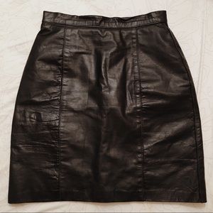 VINTAGE Genuine Black Terra Leather Mini Skirt! 👑